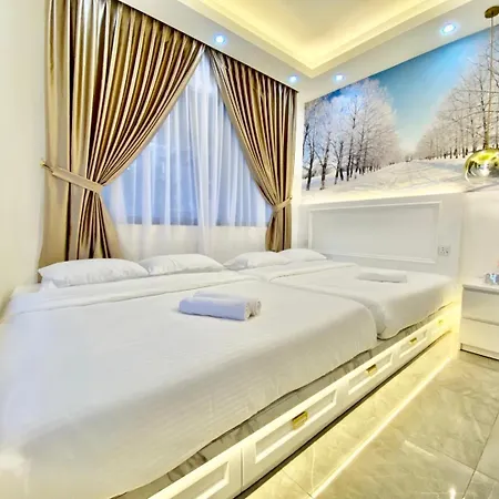 Mw Imperio Residence Private Jacuzzi Or Pool Villa With 16 Unit Designs Malacca Exterior photo