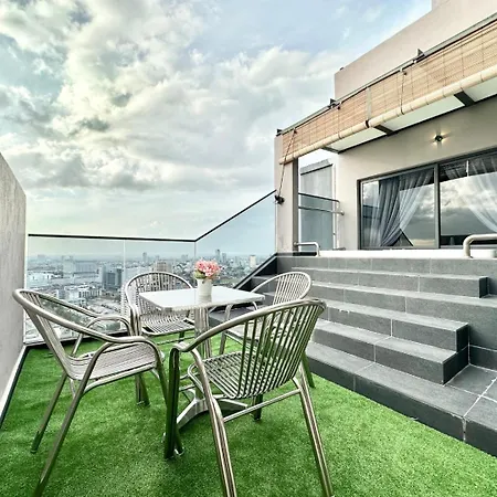 Mw Imperio Residence Private Jacuzzi Or Pool Villa With 16 Unit Designs Malacca Exterior photo