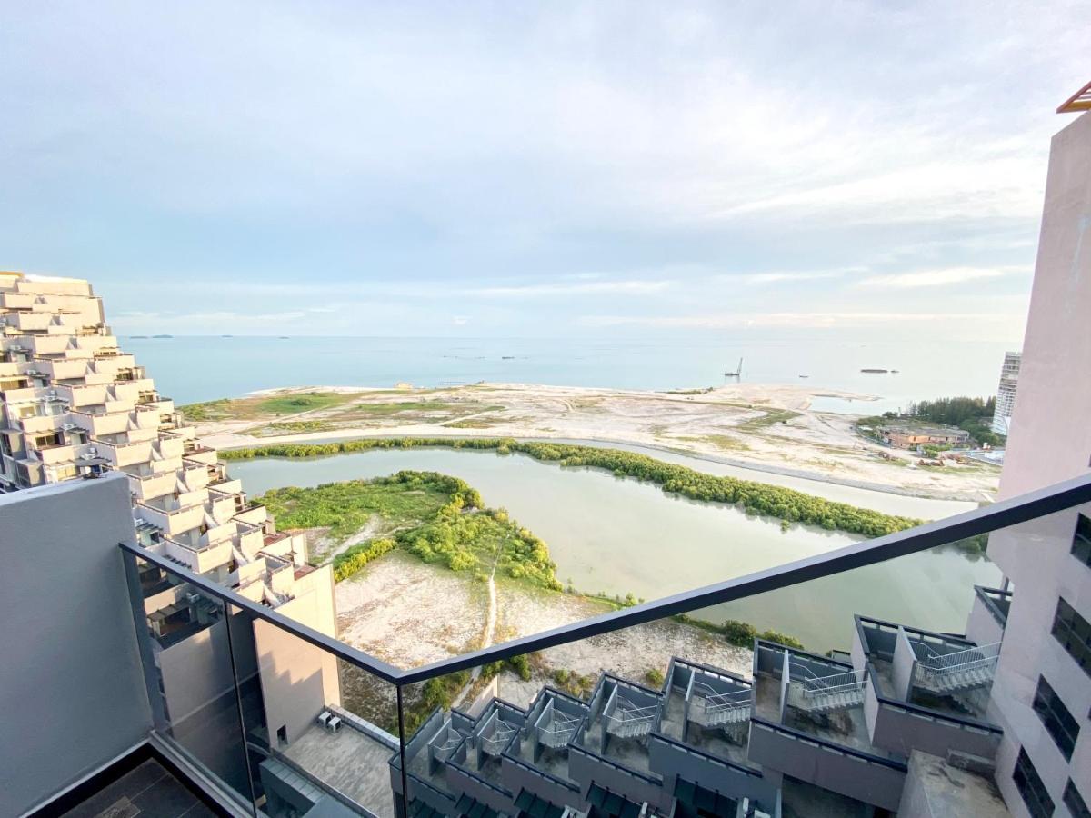Apartemen Mw Imperio Private Jacuzzi Or Pool With 16 Unit Designs *