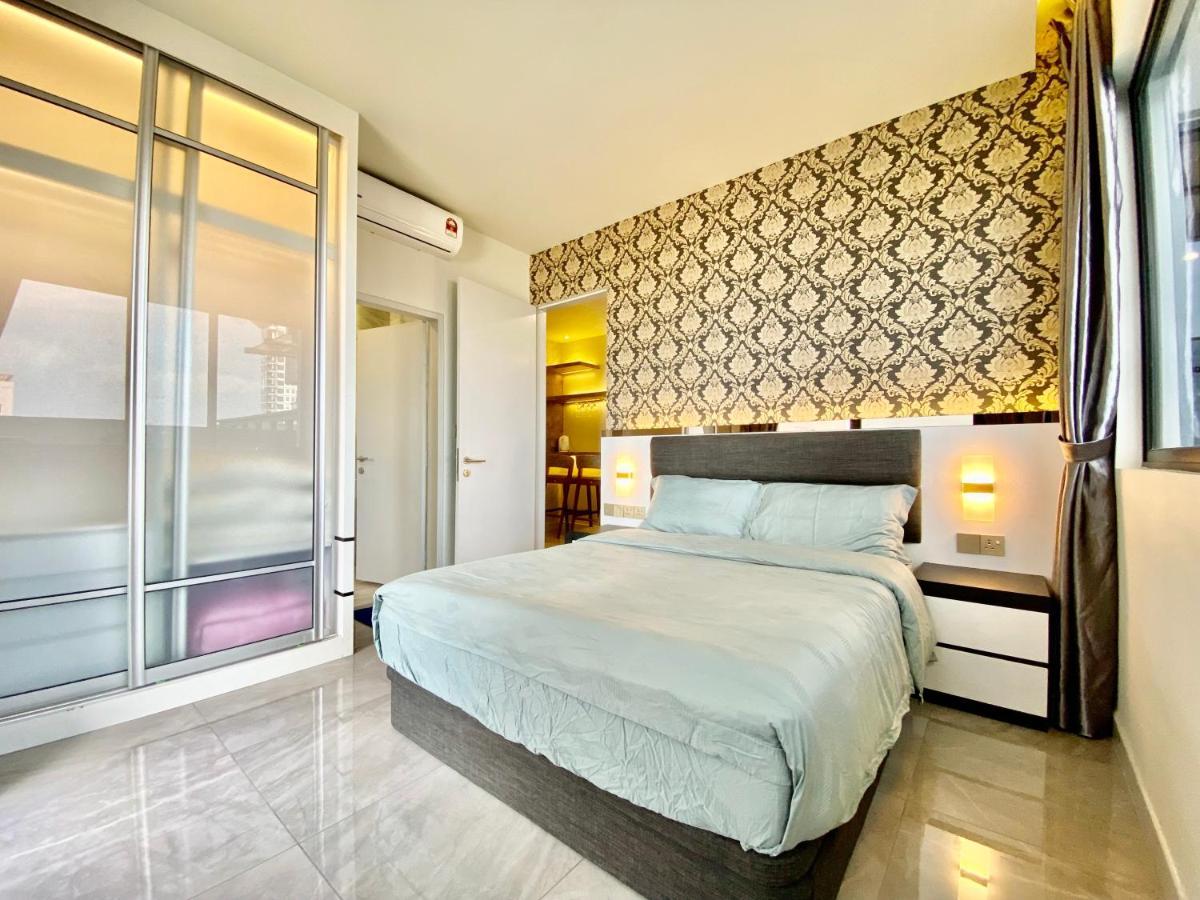Mw Imperio Private Jacuzzi Or Pool With 16 Unit Designs Apartemen